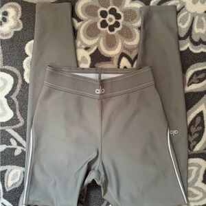 Alo suit up leggings